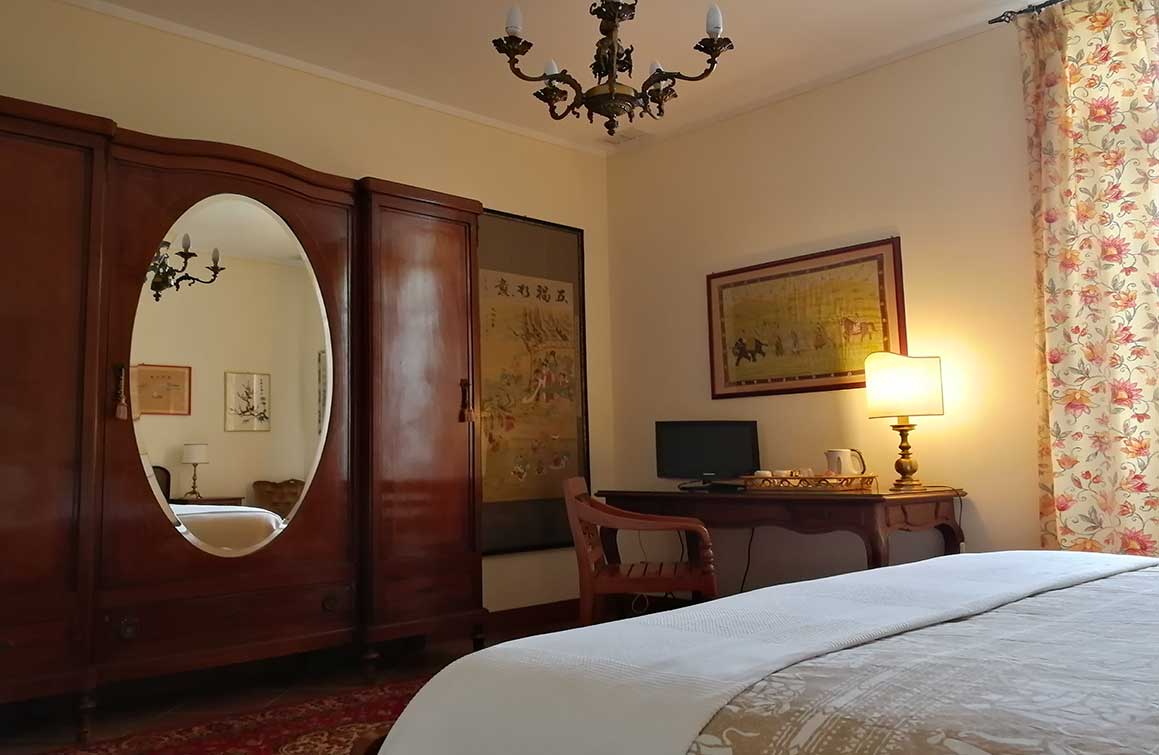castello-di-camerletto-b&b-caselette-camera-dell'abate